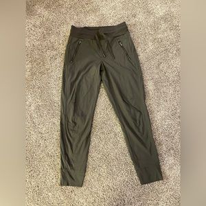 Athleta Trekkie North Joggers